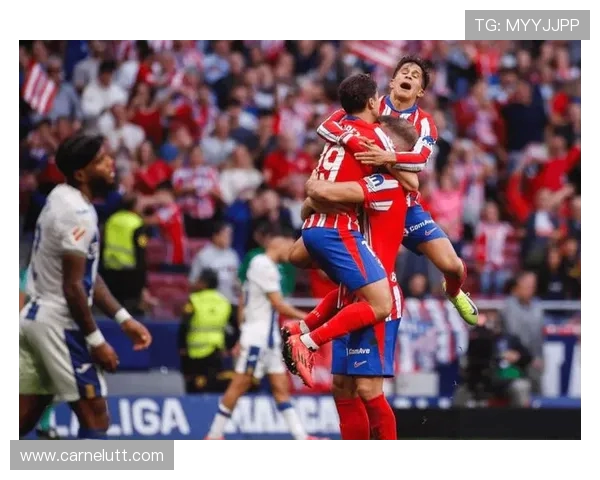 马竞三轮不胜战平阿拉维斯 朱利亚诺西蒙尼破旧主大门成焦点