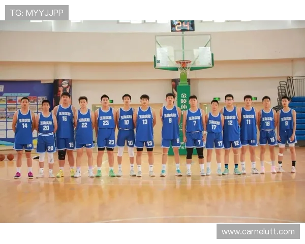 纳帅建议围绕全力以赴的球员打造球队，召集部分水平稍逊但拼劲十足的球员