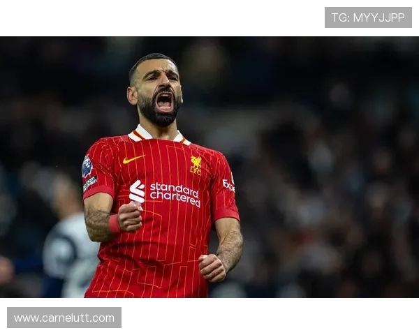 萨拉赫对阵曼联错失绝佳机会表现平平 未能成功过人创造威胁