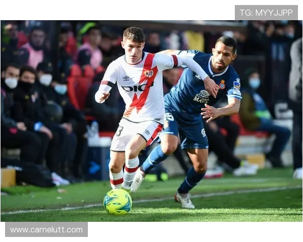 德弗鲁托斯双响助力巴列卡诺上半场领先莱万特