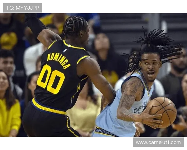 丁丁伤情严重预计至少缺阵至明年2月底 复出时间或达五个月 丁丁伤情严重预计至少缺阵至明年2月底 复出时间或达五个月