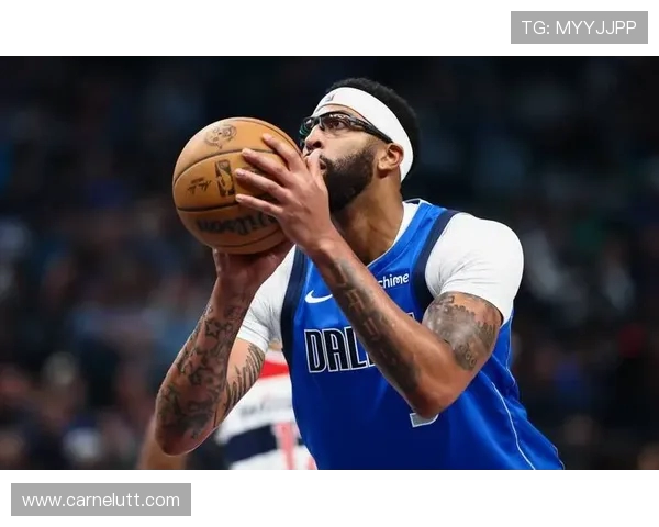 原创浓眉复出首秀,湖人三巨头联手轰出精彩表现,轻取独行侠!